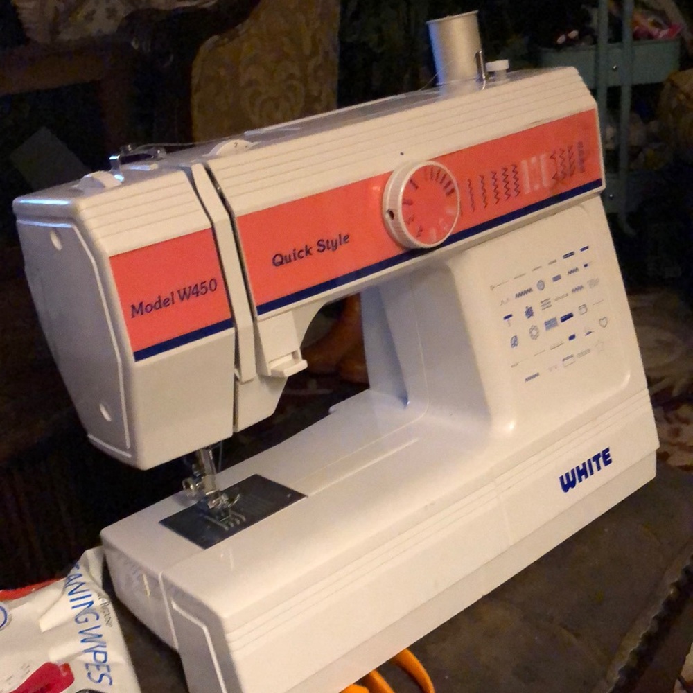 WHITE sewing machine